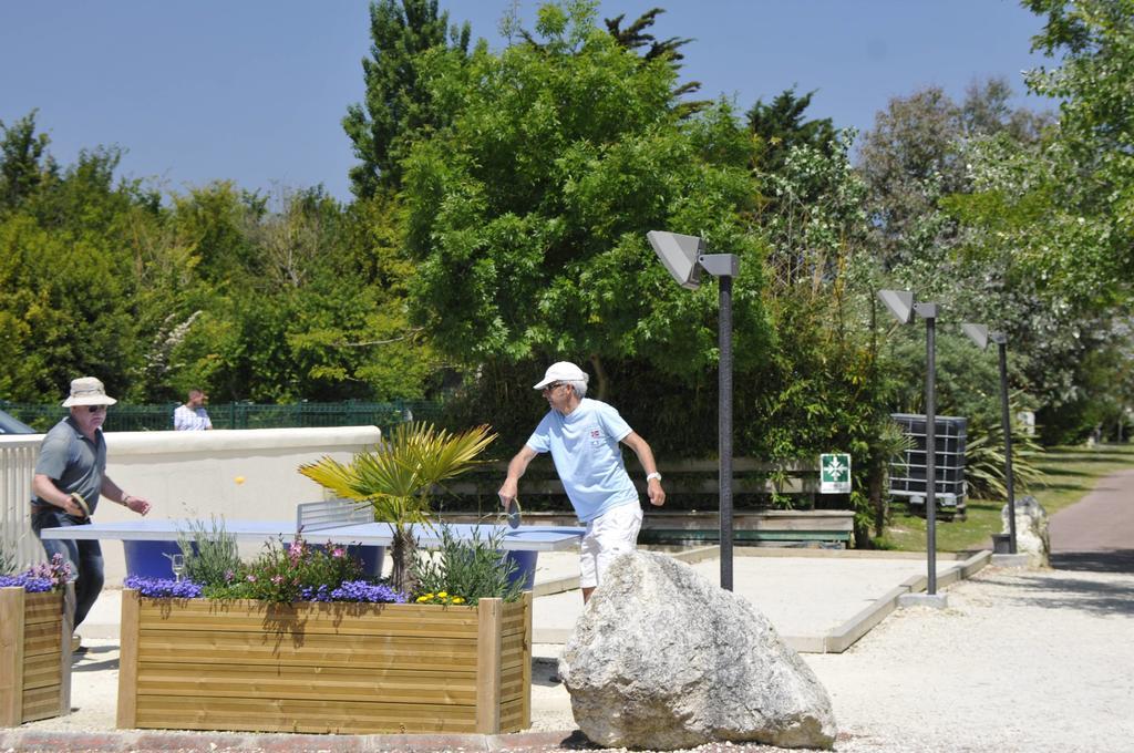 Camping Antioche D'Oleron La Brée-les-Bains Exterior foto